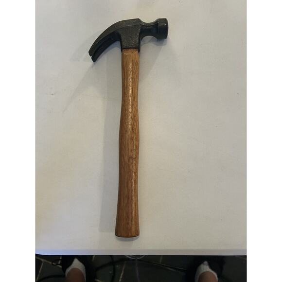 VINTAGE PLUMB Claw Hammer Wooden Handle 11-454 16 oz. 13" Long - Picture 2 of 4